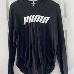 Puma Long Sleeve Top w/hood - Medium