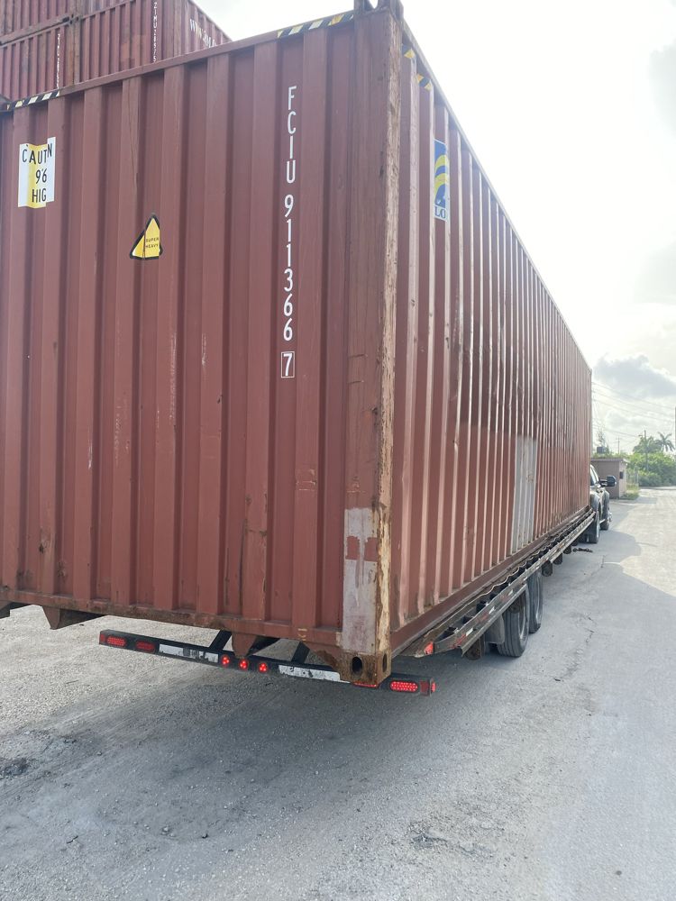 WIND & WATERTIGHT 20β & 40β SHIPPING CONTAINERS!