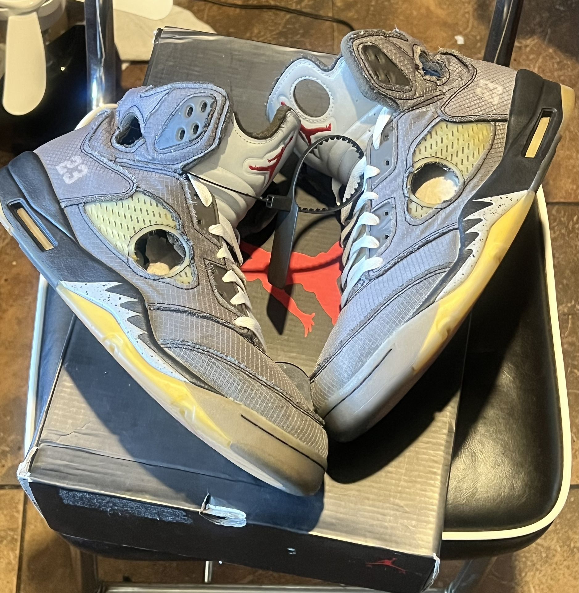 Off White Jordan 5 Muslin Size 11