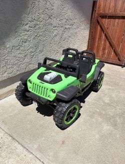 Kids Green Drivable Jeep