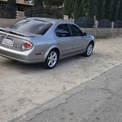 2002 Nissan 