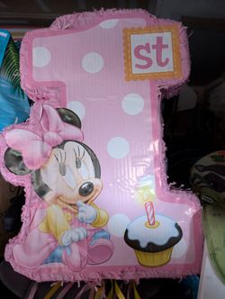 Minnies 1st Birthday Party Decorations