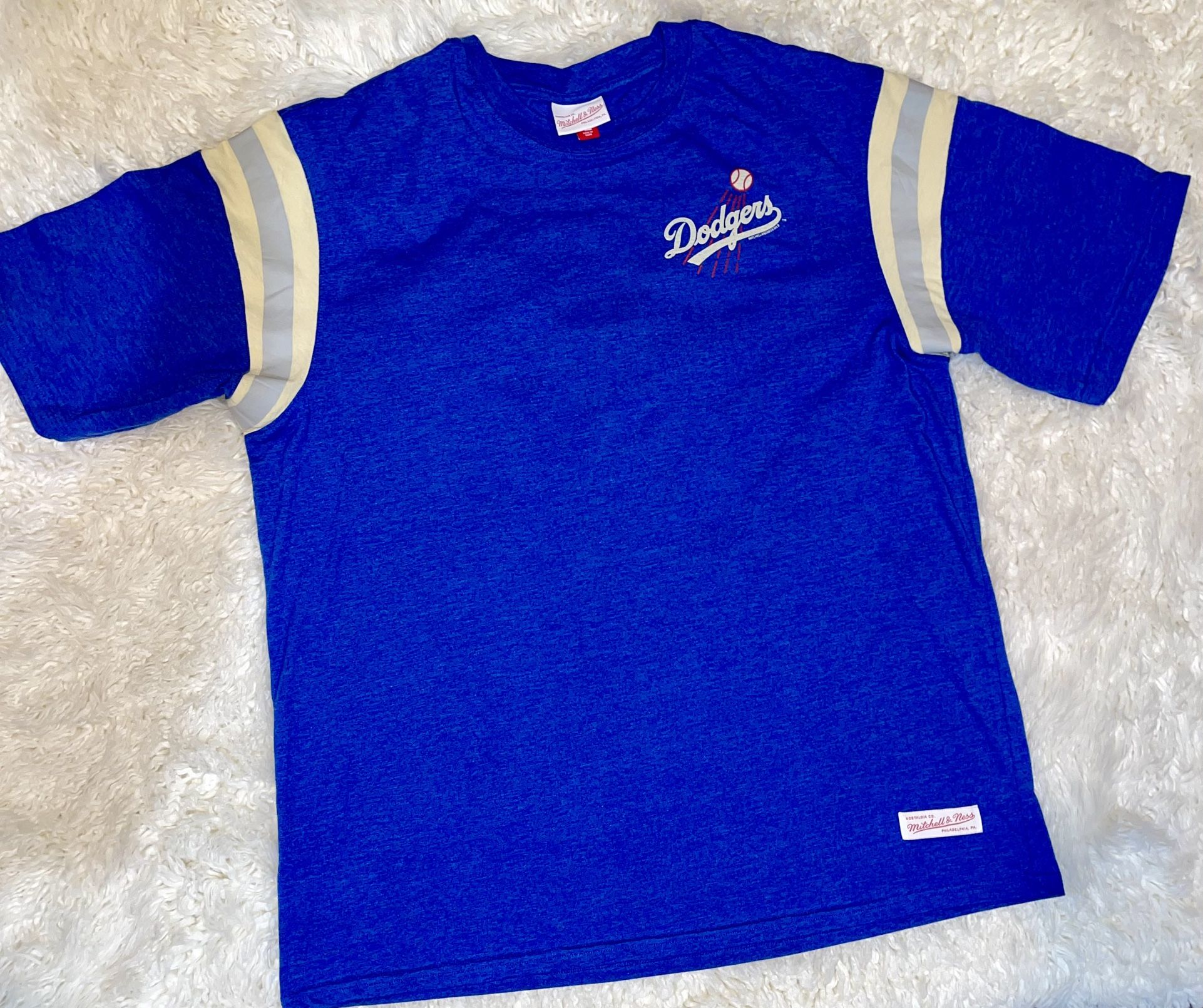Size 3XL Mitchell & Ness Cooperstown Collection Dodgers T-Shirt