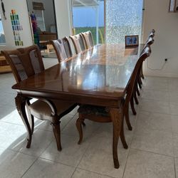 Solid Wood!! Huge 10 Person Dining Room Table With A Huge Hutch!! All Real Wood!