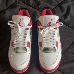 Air Jordan 4 Retro Fire Red