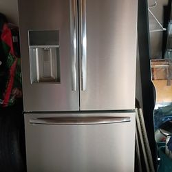 Frigidaire Gallery Refrigerator 