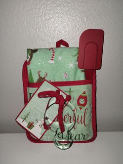 NWT Holiday Kitchen Towel, Spatula, Potholder, Recipe with Cookie Cutter Gift