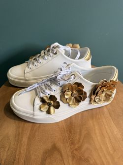 Karl Lagerfield Paris Embellished Sneakers 9M