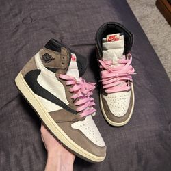 Travis Scott x Jordan 1 High ‘OG Mocha’