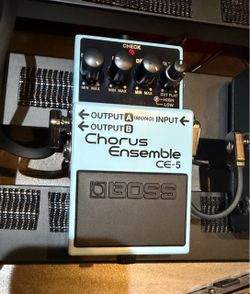 Boss CE-5 Chorus Ensemble Guitar Pedal