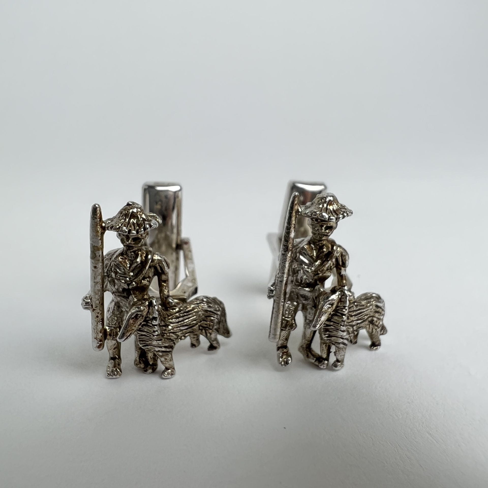 Vintage 1960’s Silver Cuff Links Tom Sawyer Huckleberry Finn With Dog. Signed Sarah Coventry. 