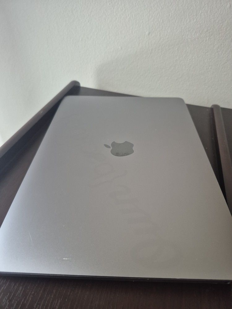 Apple MacBook Pro A2159