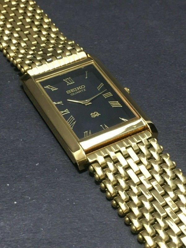 Vintage Seiko Tank Rectangular Gorgeous Black Dial Milanese band Mens Watch