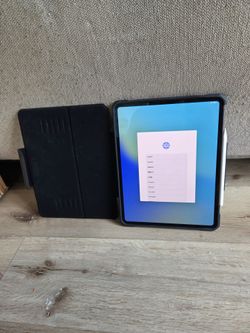 IPad Pro Bundle, Case and Pencil Included