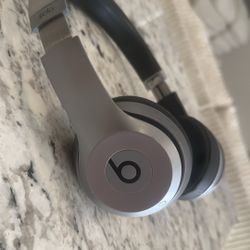 Beats Solo Wireless 