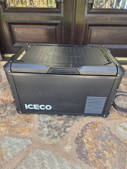 ICECO VL35ProS 35L Steel Portable Refrigerator/Freezer (Black)