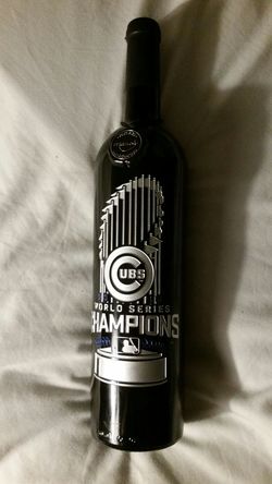 World series champions Cubs bottle