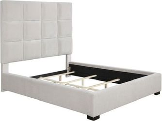 Queen Bed Frame Upholstered / Cama Queen Tapizada