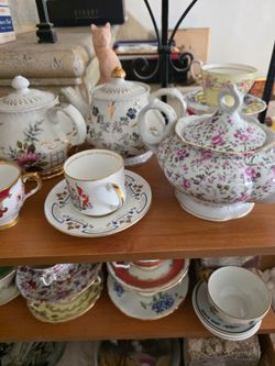 Mixed Vintage Porcelain Tea Set Collection