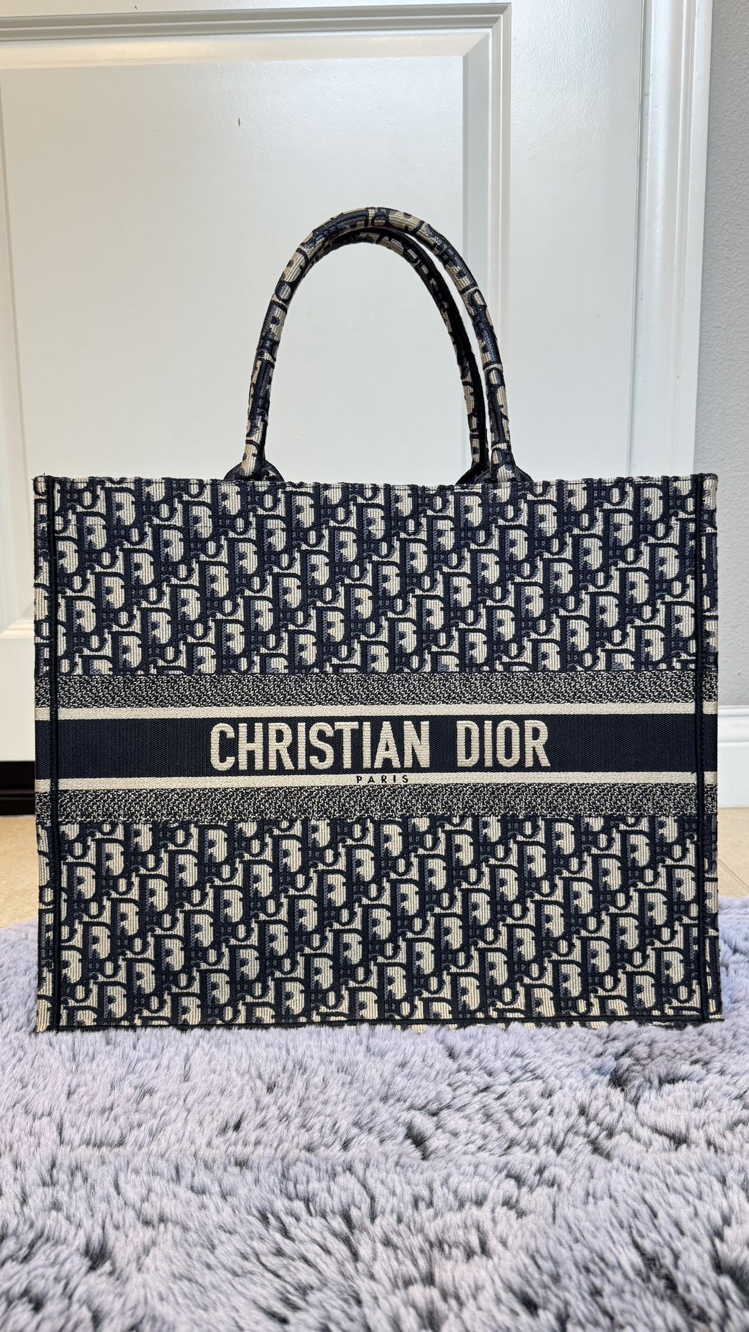 Medium Dior Book Tote