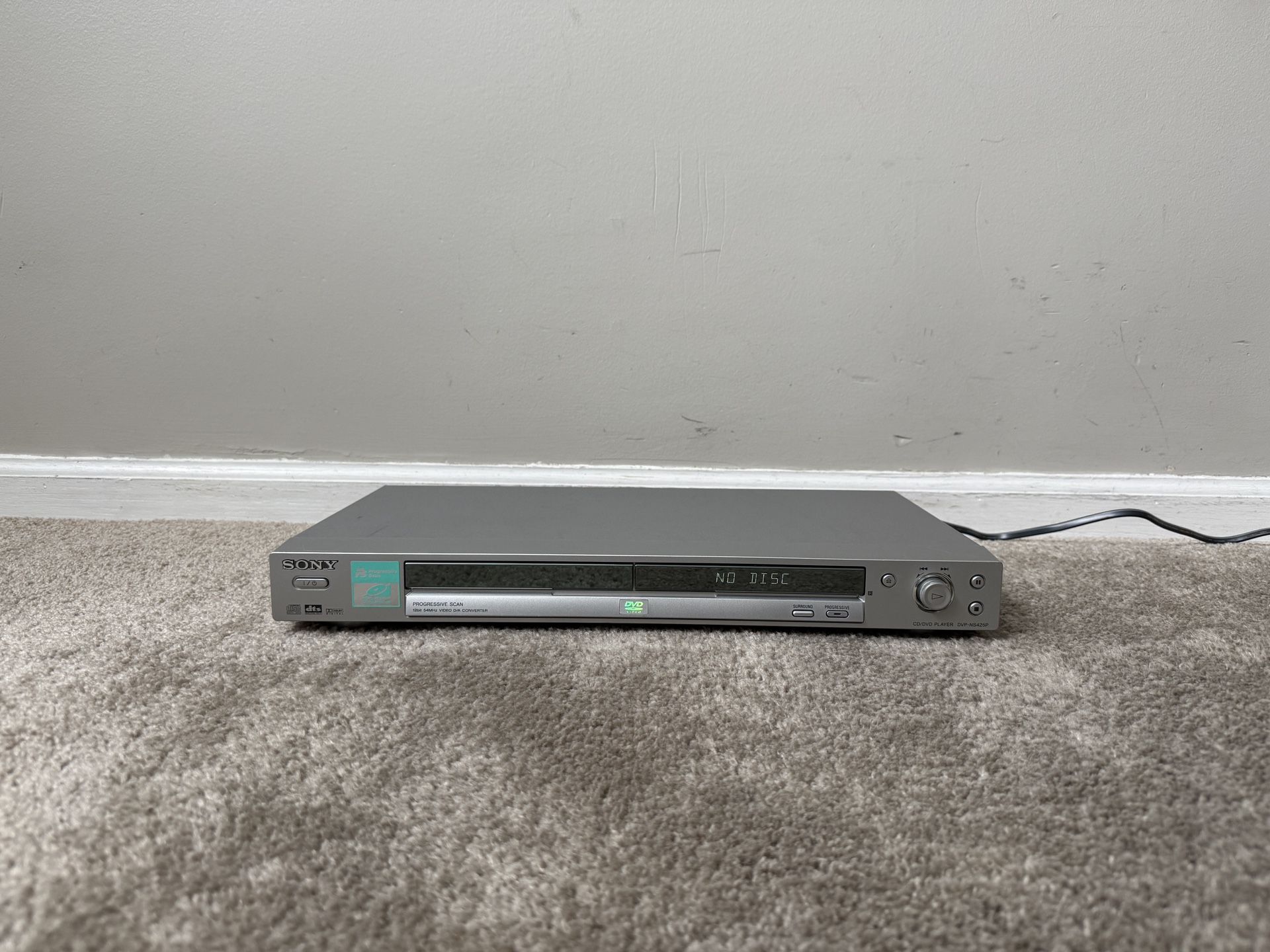 Sony DVP-NS425P Single Compact Disc CD DVD Player