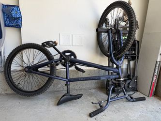 Boys Diamondback Bike