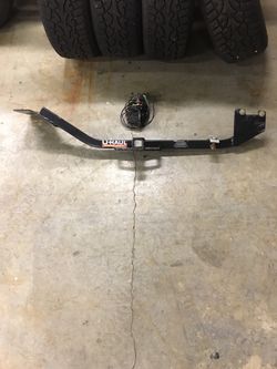 Trailer hitch for 2015 Nissan Sentra