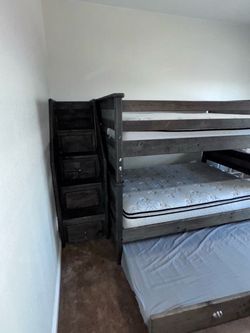 Bunk beds with mattress