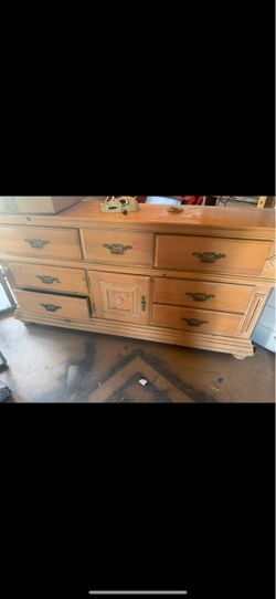 Dresser