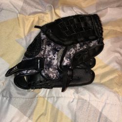 Adidas 11.5 Inch Baseball Glove