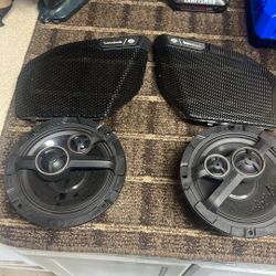 24 Cvo Road Glide Stage 2 Speakers 