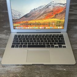 Apple MacBook Air 13 1.3GHz Intel i5 4GB RAM 128gb Ssd 