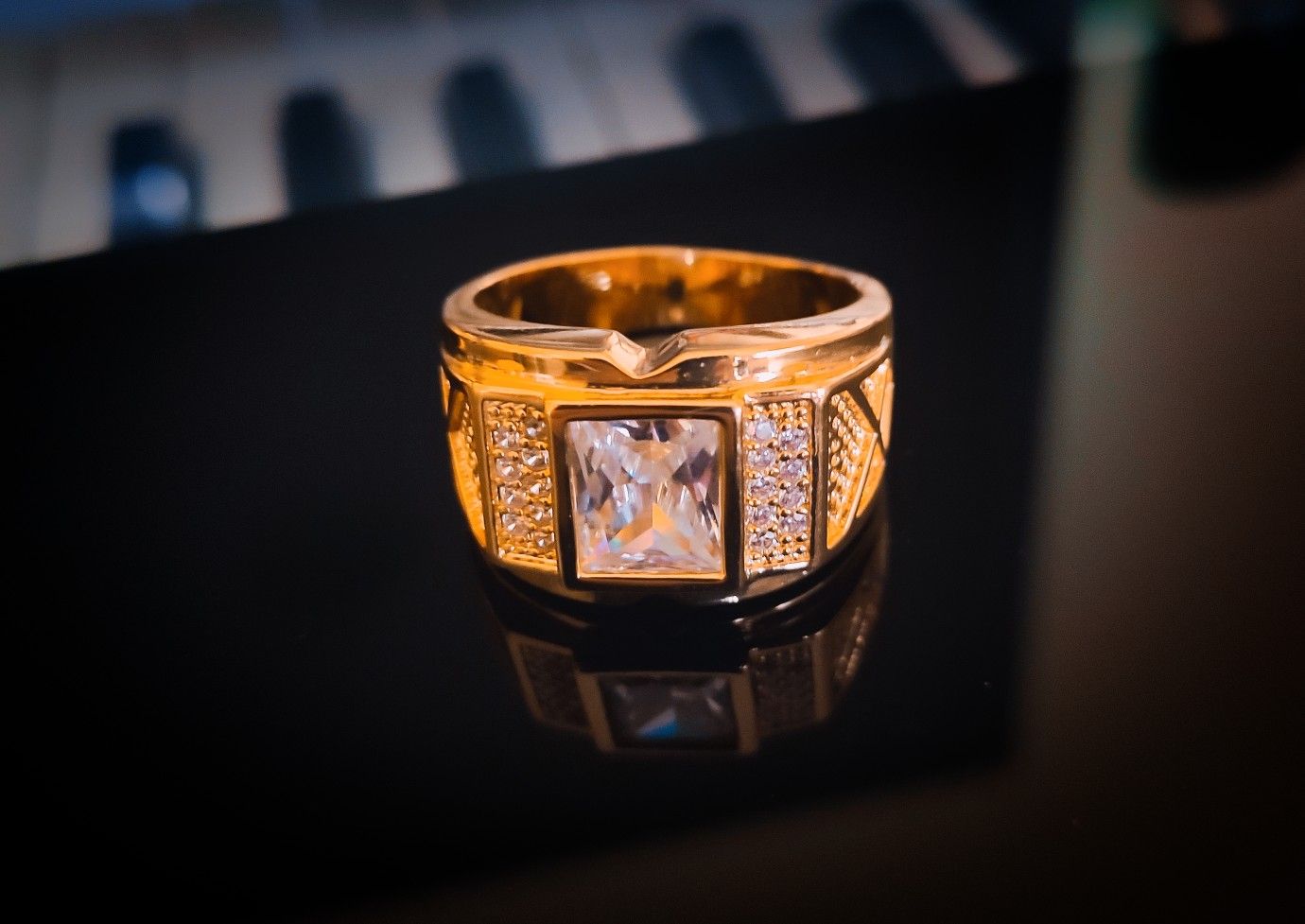 Very beautiful men's gold plated brass ring with fake diamonds