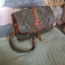 Louis Vuitton 