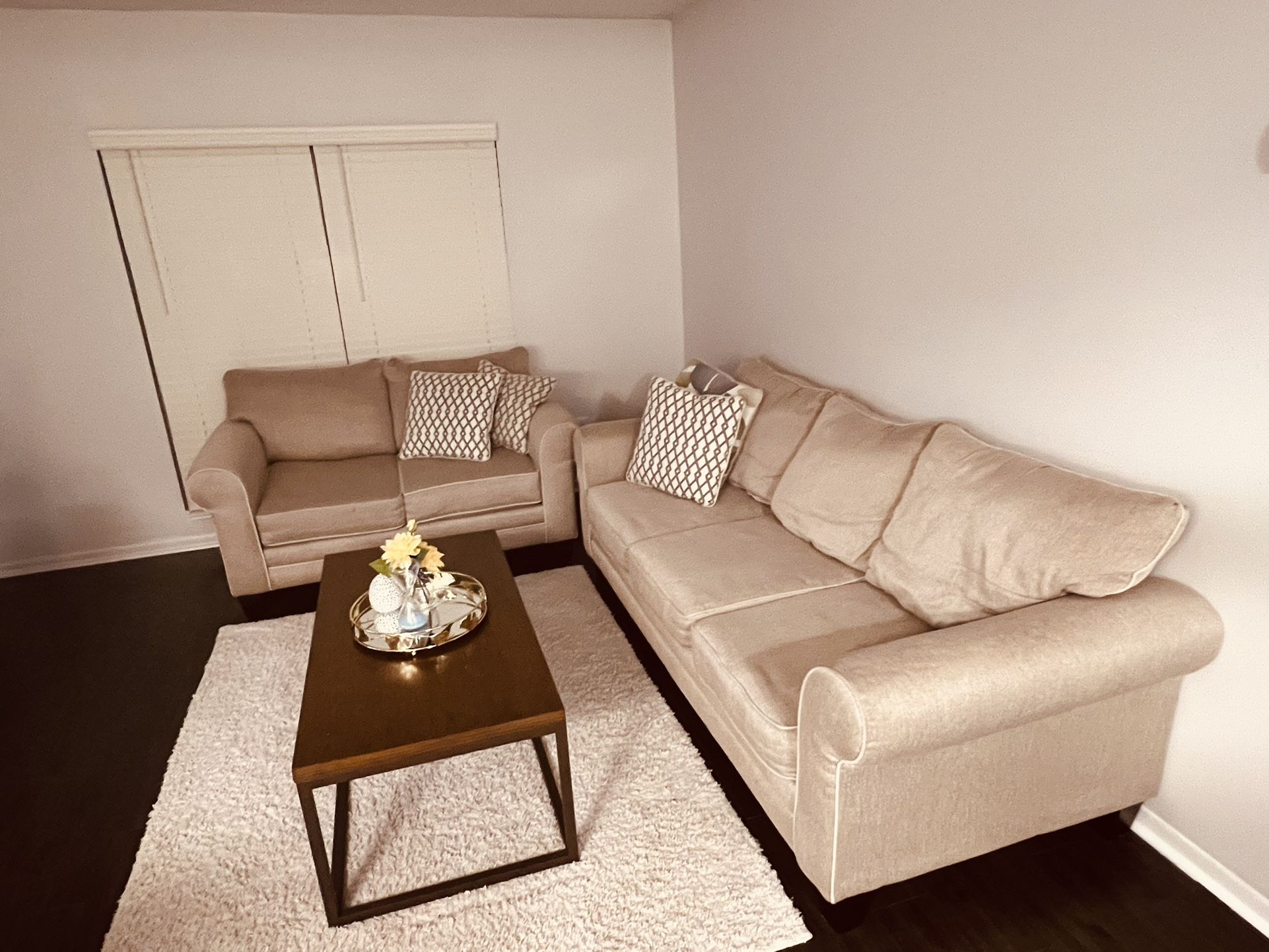 SOFA SET