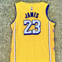 Nike Lakers LeBron James Lakers Swingman Jersey Like New Size XL
