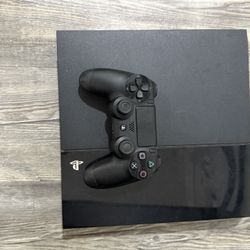 PS4 + Controller + Xbox one 