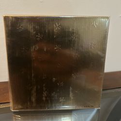 Bond No.9 Signature Scent