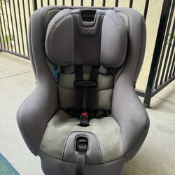 NUNA RAVA Convertible Car Seat