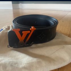 Louis vuitton belt 40/100 size