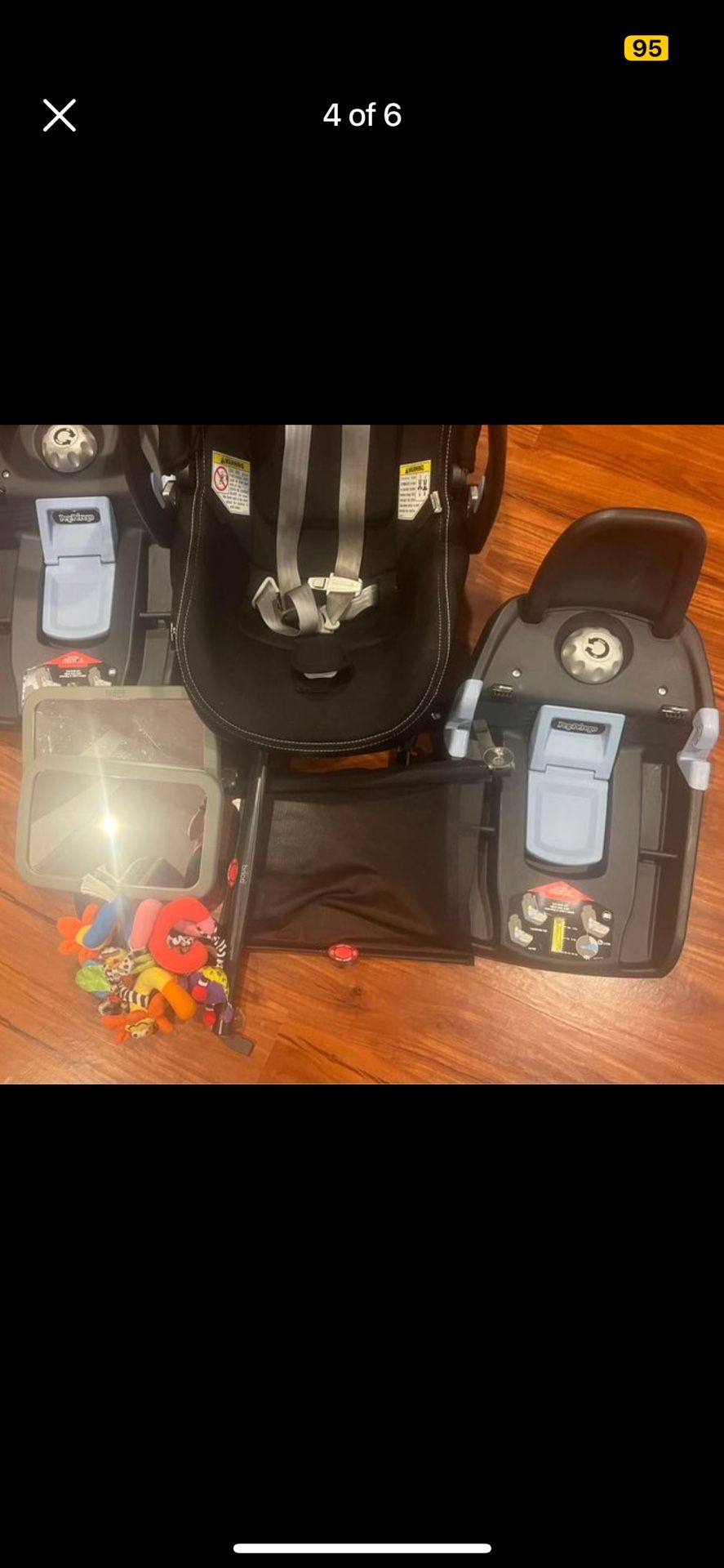 Peg Perego Primo Viaggio 4-35 Car Seat with 2 bases, 2 rear baby mirrors and 2 window sun shades