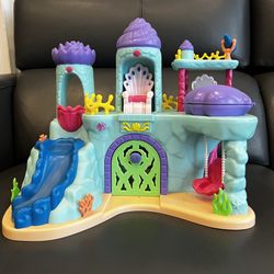 Mermaid Castle Toy