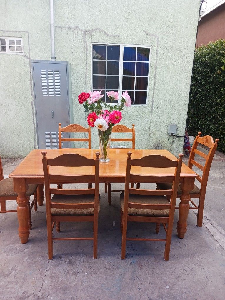 Comedor De6 Sillas Seminuevo