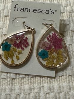 UNIQUE VINTAGE EARRINGS WITH TINY FLOWERS