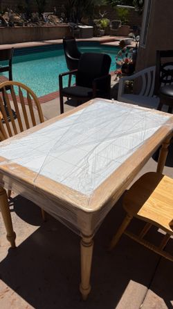 Table an Chairs
