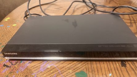 Samsung DVD-C500 DVD Player with HDMI