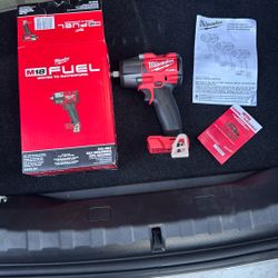Milwaukee impact wrench Fuel Brushless & Milwaukee M18 Battery And Charger