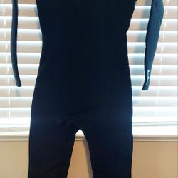 New Feral Women's Full Wetsuit (4-3 / 6T)