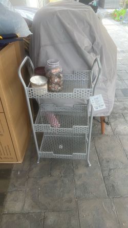 3 tier metal storage shelves