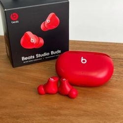 Brand New Beats Studio Buds Wireless Noise Cancelling Bluetooth Earbuds
In-Ear Sports Earbuds